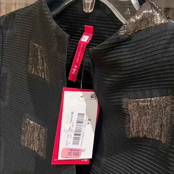 🆕 IC COLLECTION Black Blazer with Gold Pattern - Picture 4 of 4